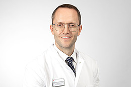 Portrait Professor Michael Hackl