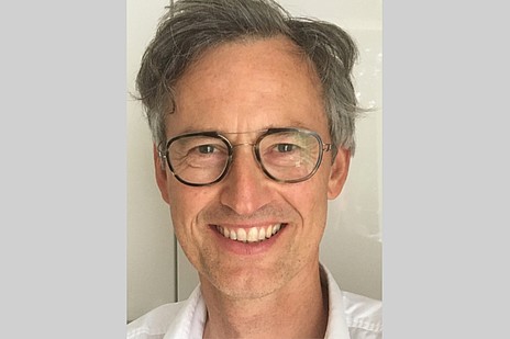 Portraitfoto PD Schmid-Bindert