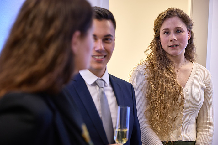 Gäste im Zwiegespräch